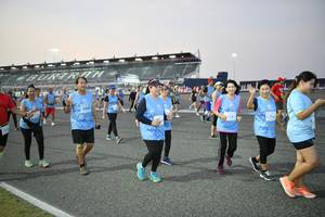 BIB: 5040, 52912
                            <button type="button" onclick="openModal(10465150)" class="btn btn-primary btn-sm float-right btn-popup" data-toggle="modal" data-target=".modal-high-quality">
                        <i class="fas fa-shopping-cart"></i> Add to Cart
                    </button>
                                            <button type="button" onclick="isThisMe(10465150, true)" class="btn btn-success btn-sm float-right btn-popup btn-isme hidden" data-toggle="tooltip" data-placement="bottom" title="นี่คือรูปของคุณใช่ไหม คลิกที่นี่เพื่อเอาเข้าอัลบั้ม">
                        <i class="fas fa-plus"></i> Add to album
                    </button>
                    <button type="button" onclick="isThisMe(10465150, false)" class="btn btn-warning btn-sm float-right btn-popup btn-isnotme hidden">
                        <i class="fas fa-ban"></i> Remove from album
                    </button>